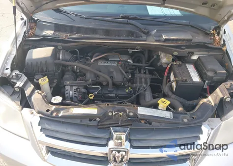 2010 Dodge Grand Caravan Sxt z USA, uszkodzony, nr VIN 2D4RN5D16AR409395